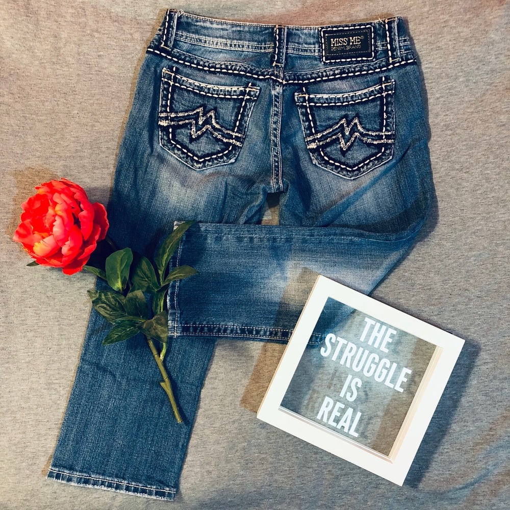 Miss Me “Sunny” brand jean capris size 29❤️